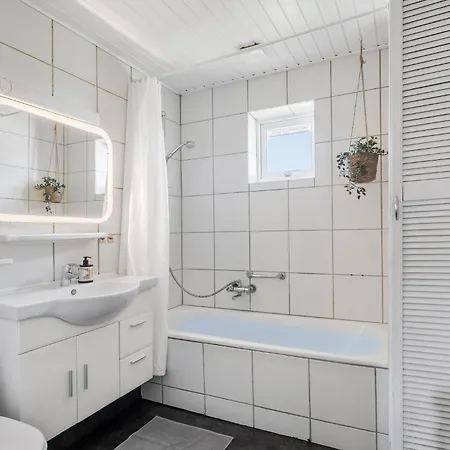 In With Wifi Holiday home