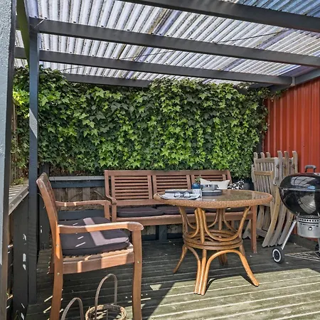 In With Wifi Holiday home *